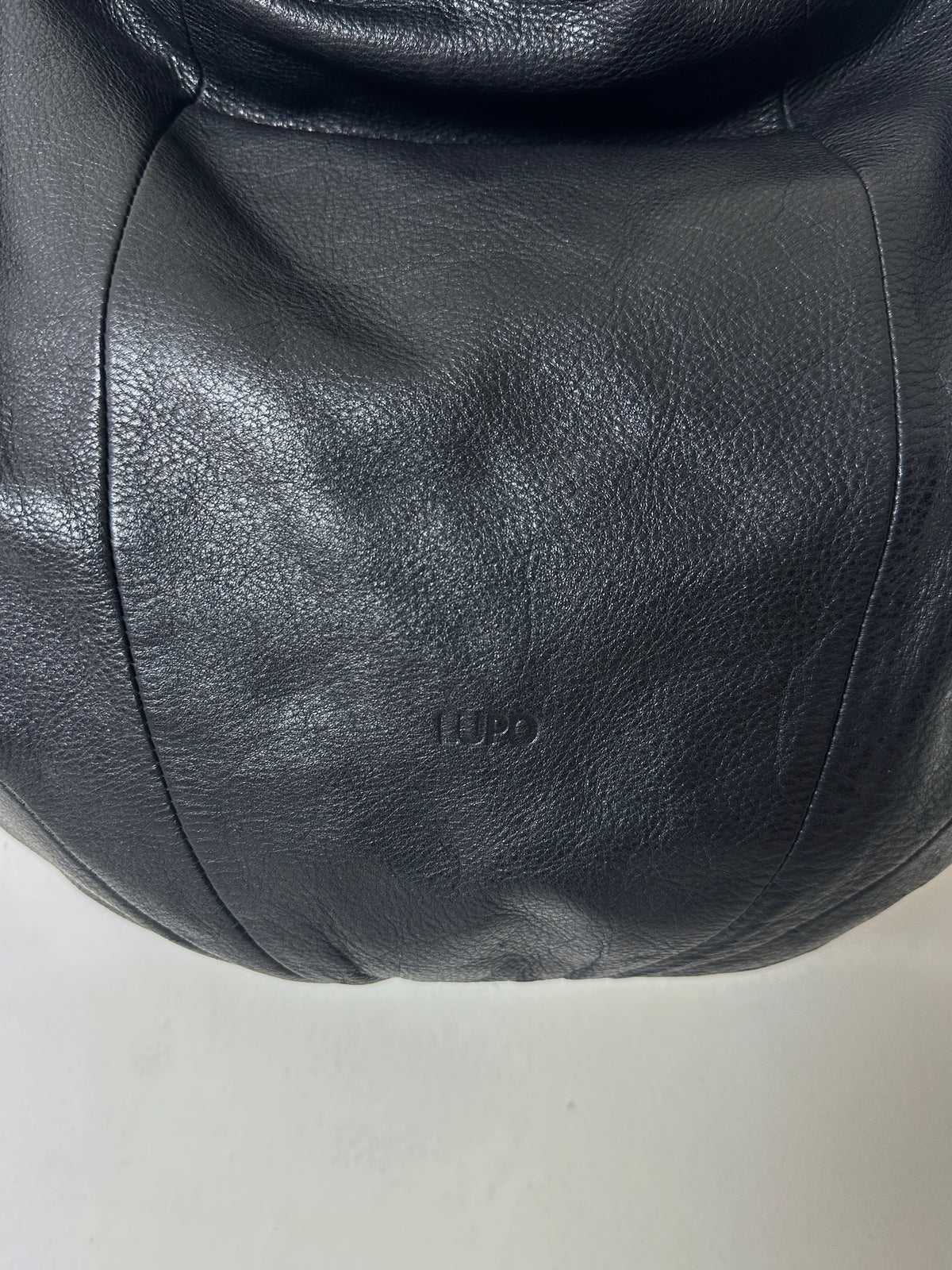 Leather shoulder bag | Black