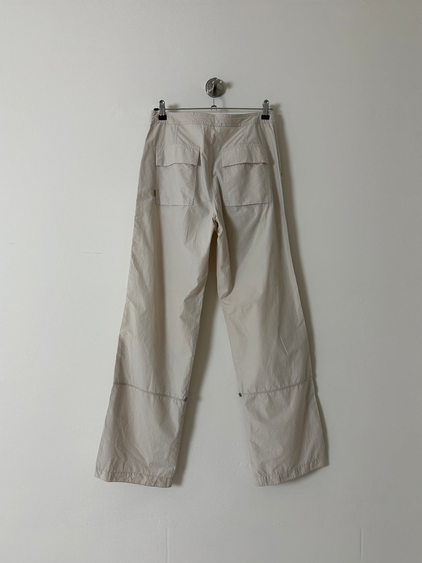 Parachute pants | Stone