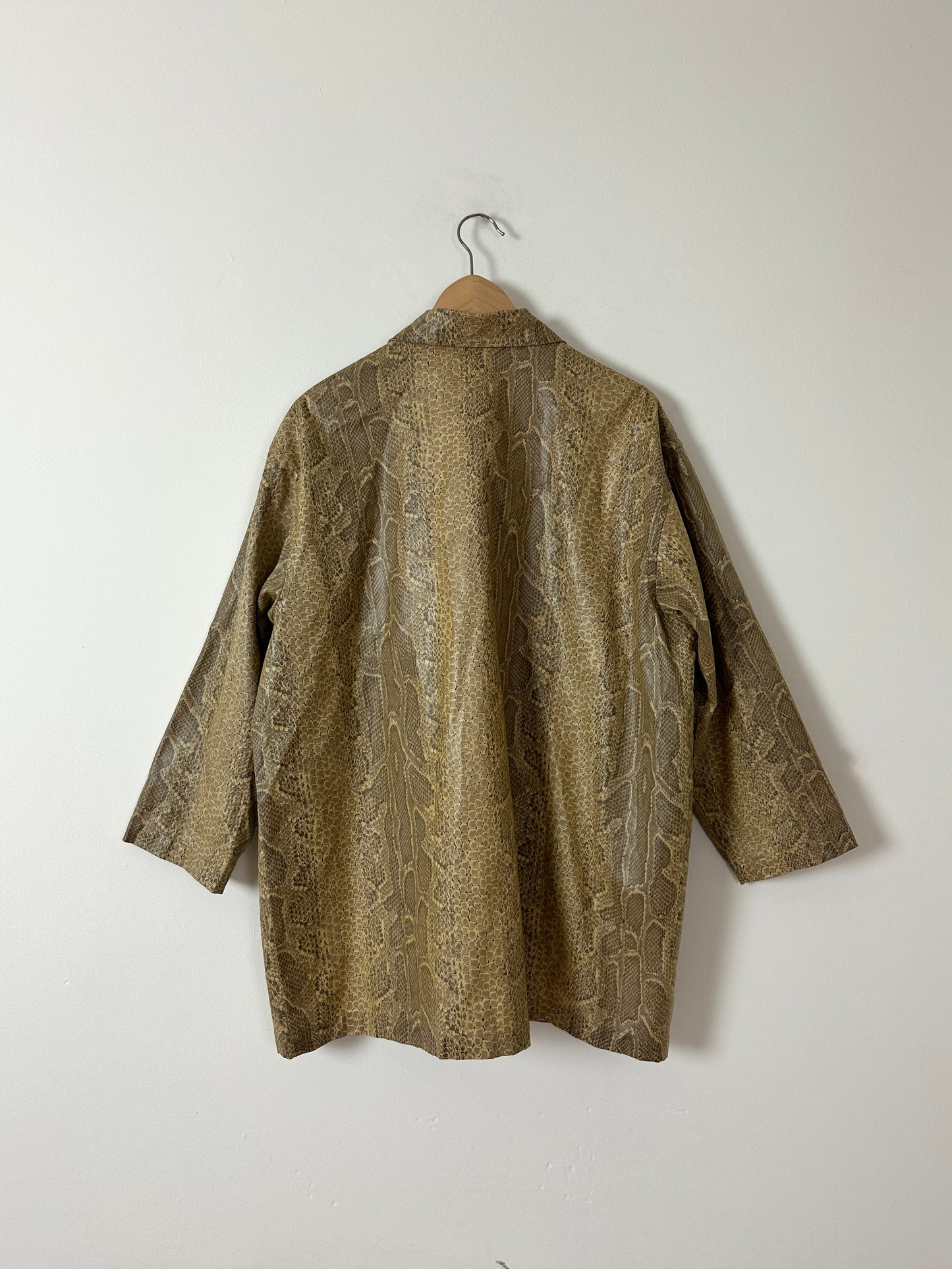 coated snake jacket | Beige