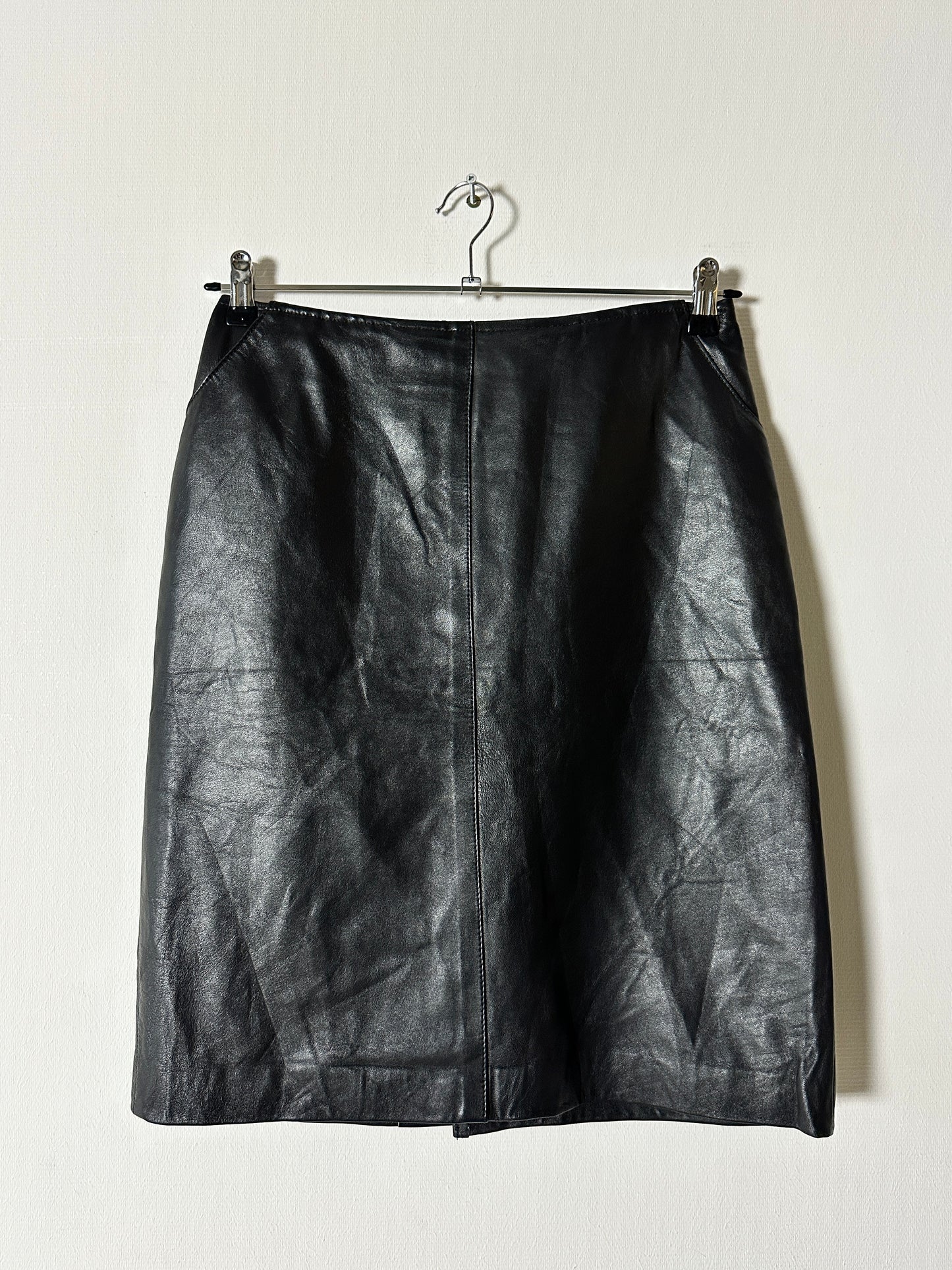 Leather midi skirt | Black