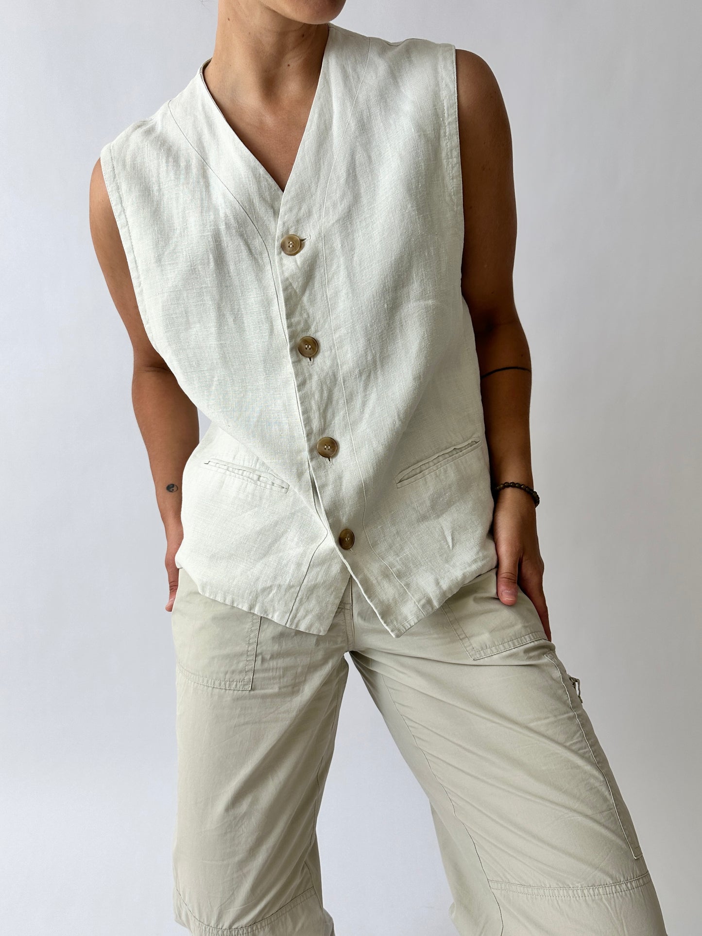 Linen vest | Stone