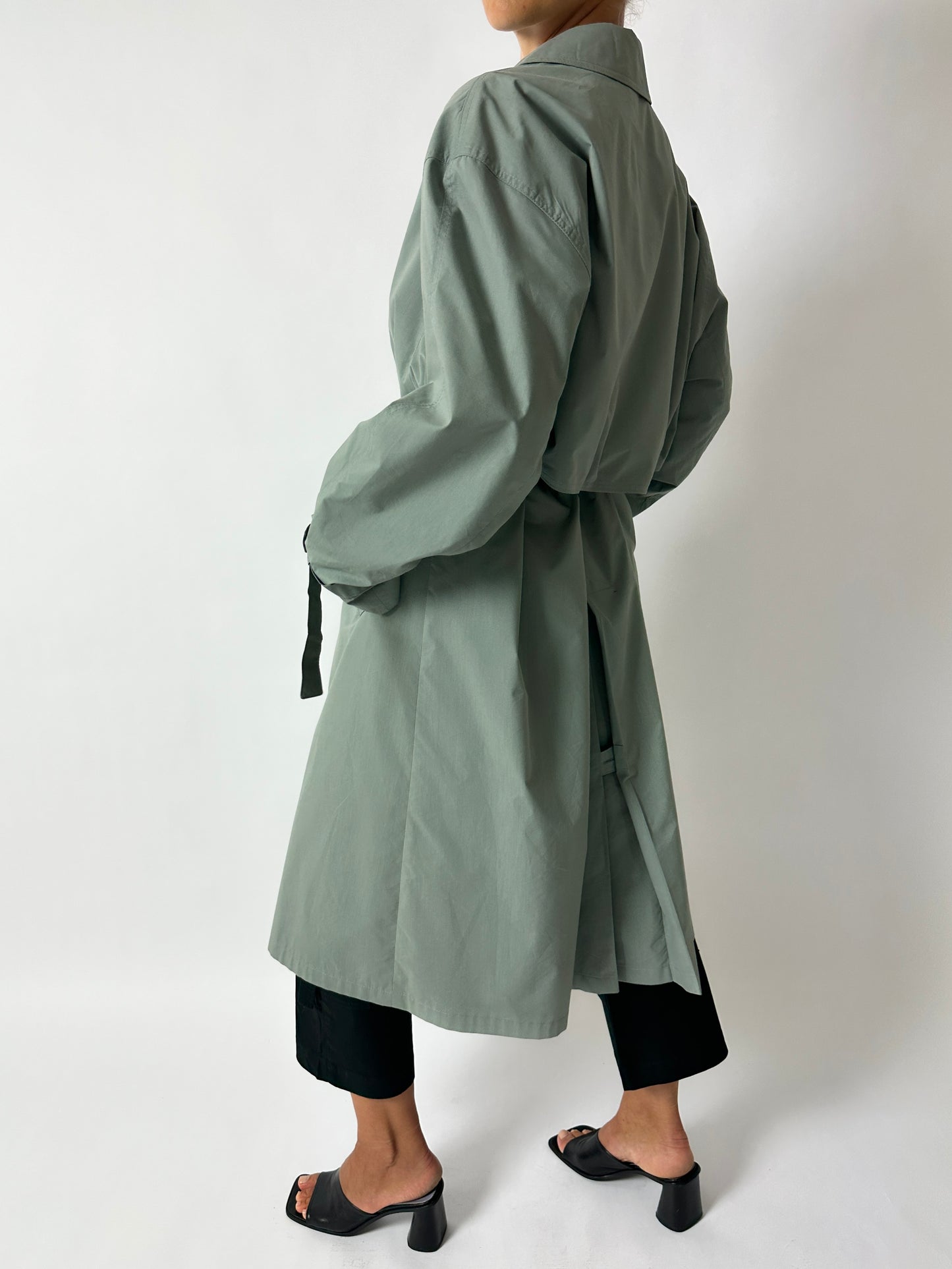 Long trench coat | Soft green