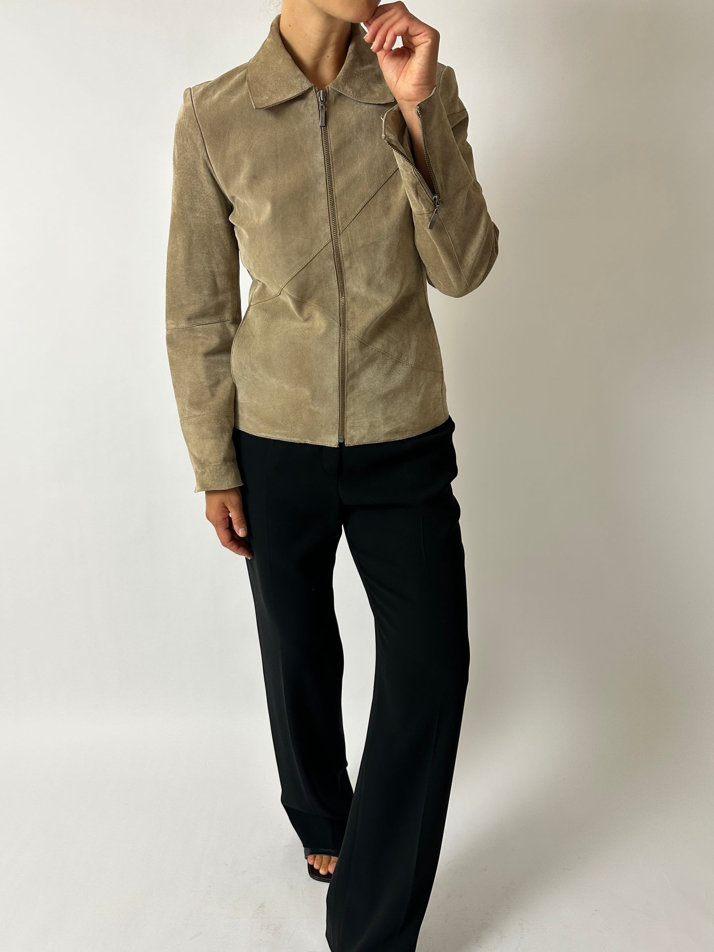 Suede fitted jacket | Stone beige