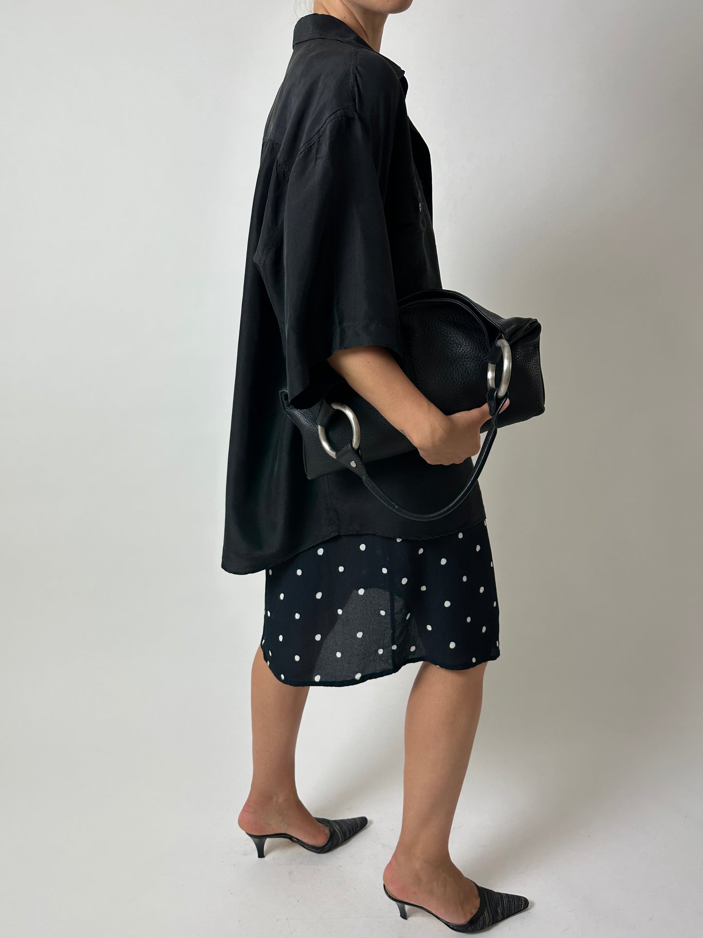 Leather shoulder bag | Black