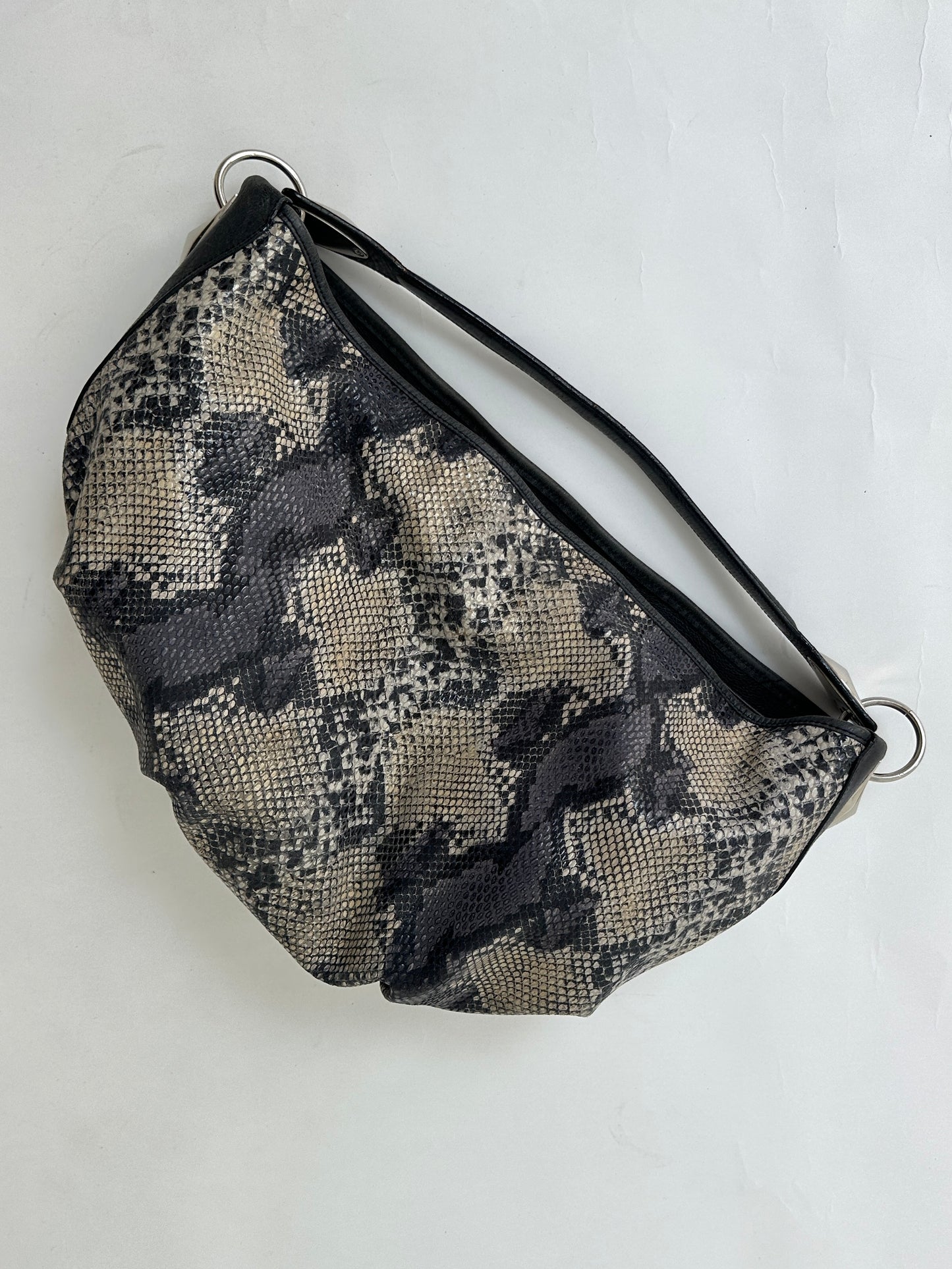 Snake embossed leather bag | Grey