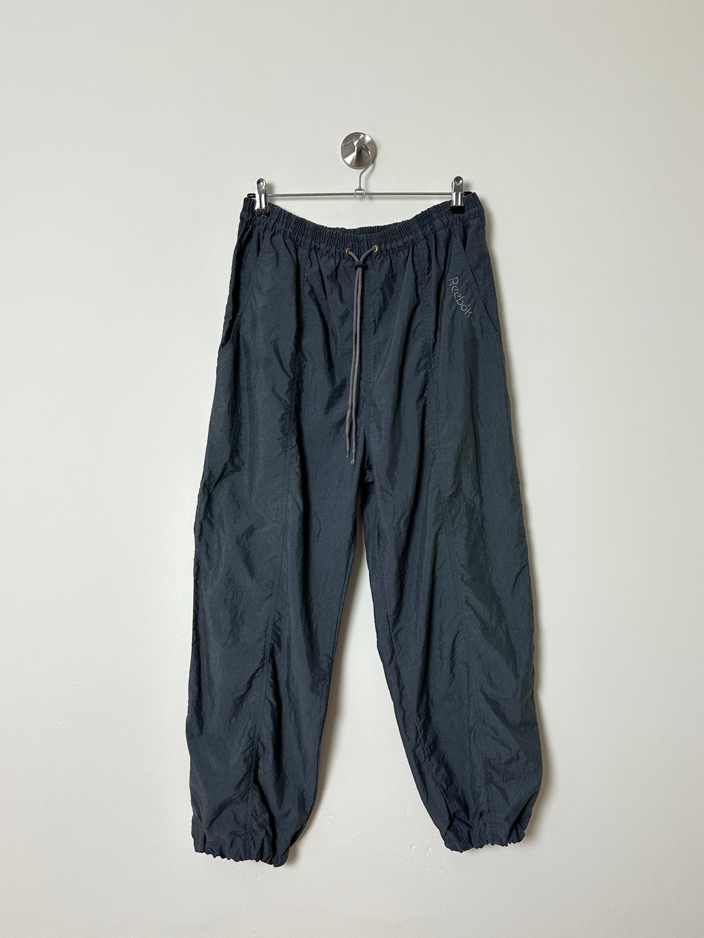 Reebok vintage track pants | Oil grey