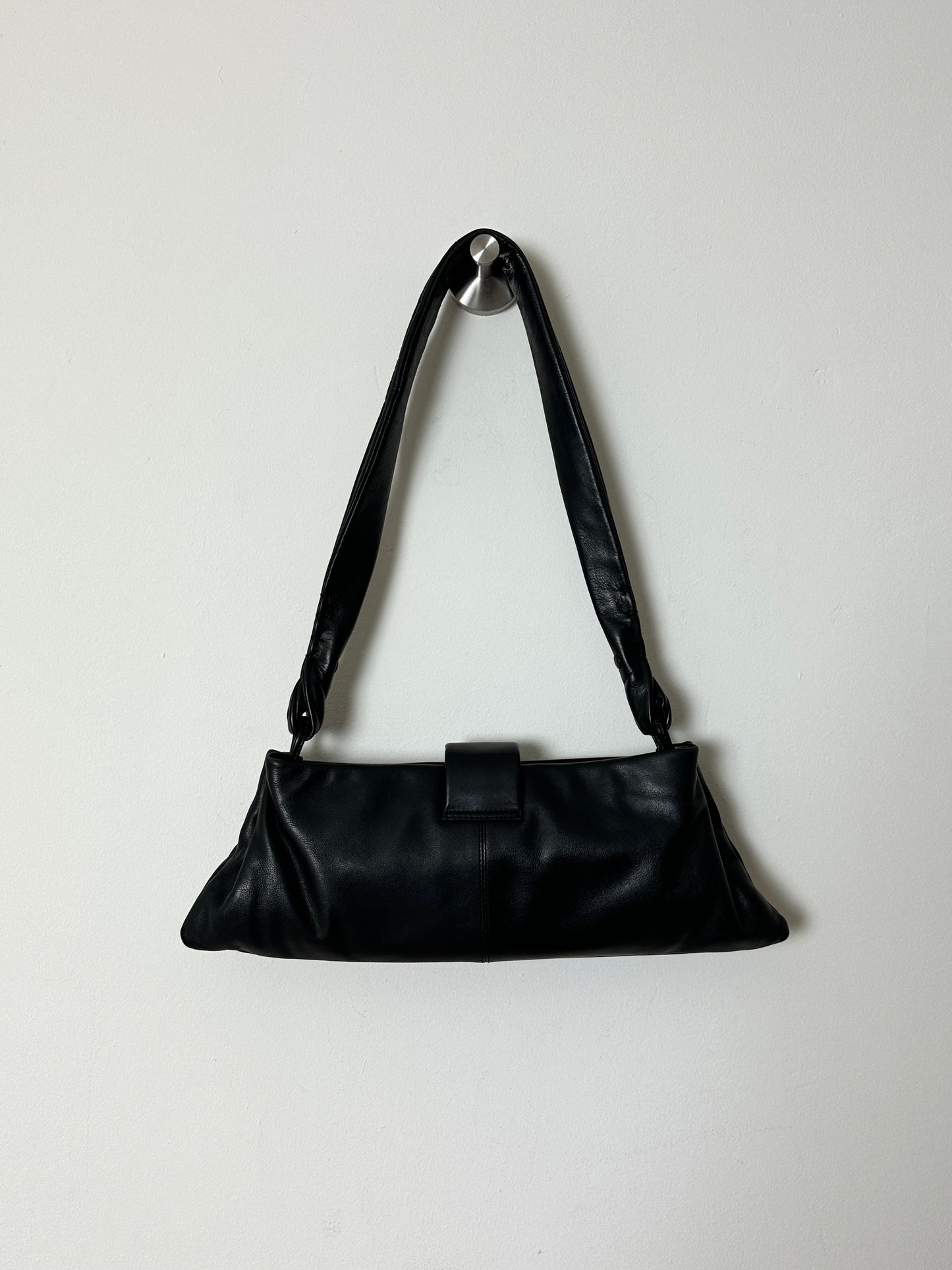 Leather baguette bag | Black