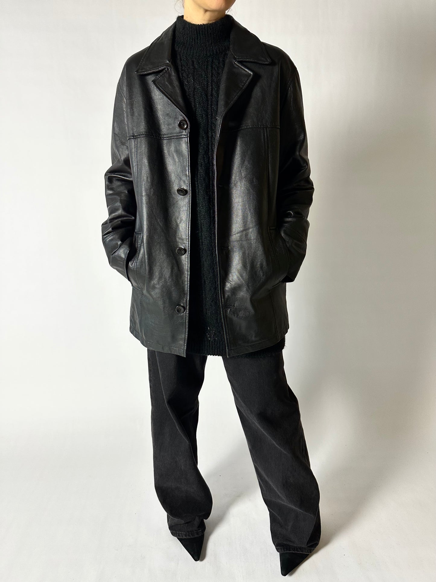 Leather minimalist coat | Black
