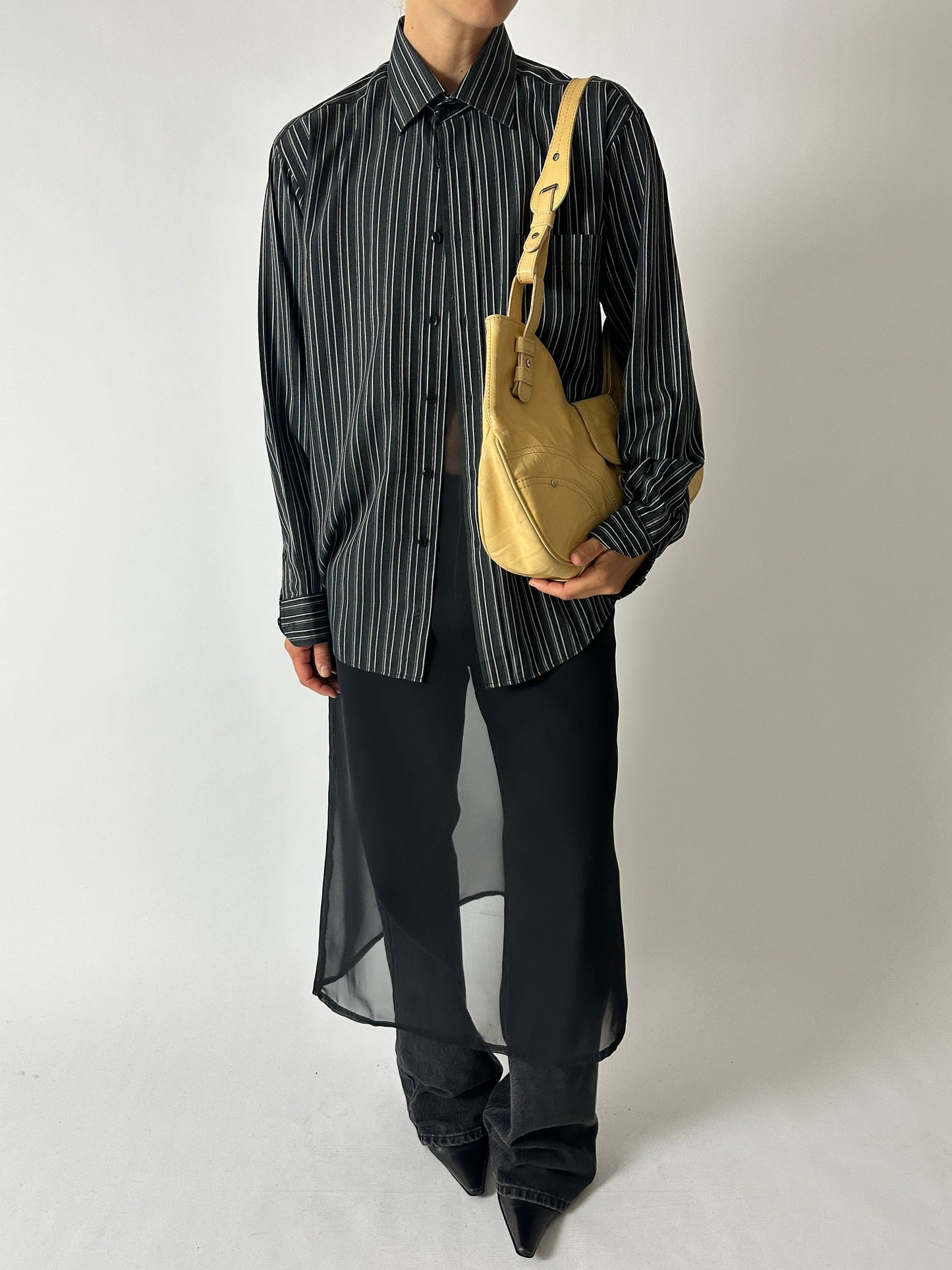 Oversized striped shirt | Black / White