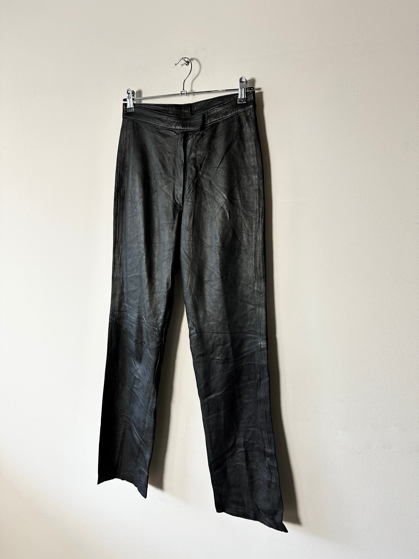Leather trousers | Black