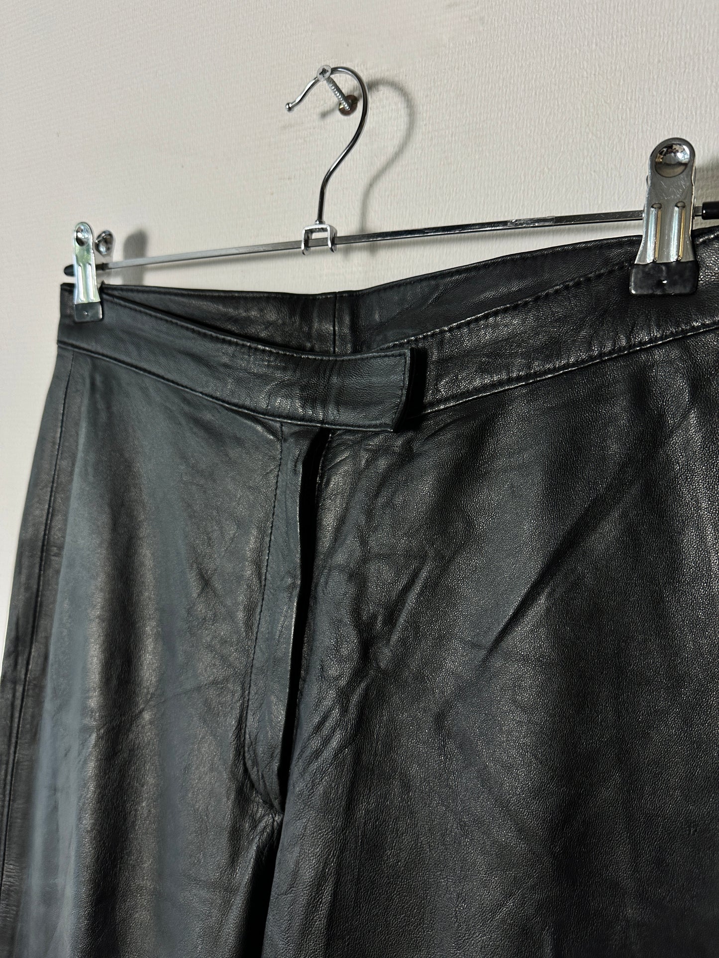 Leather trousers | Black