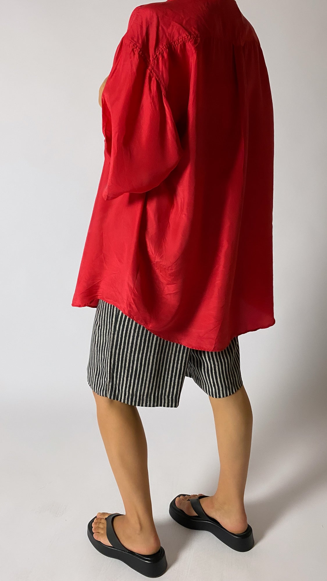 Silk shirt red