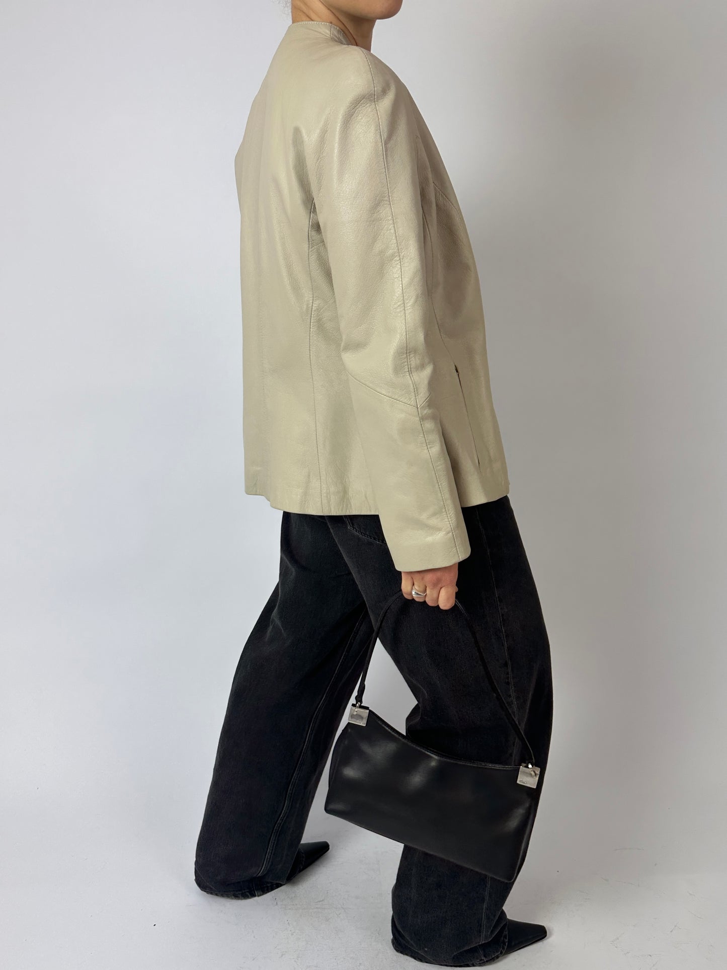 Leather fitted jacket | Stone