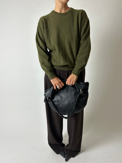 Leather shoulder bag | Black