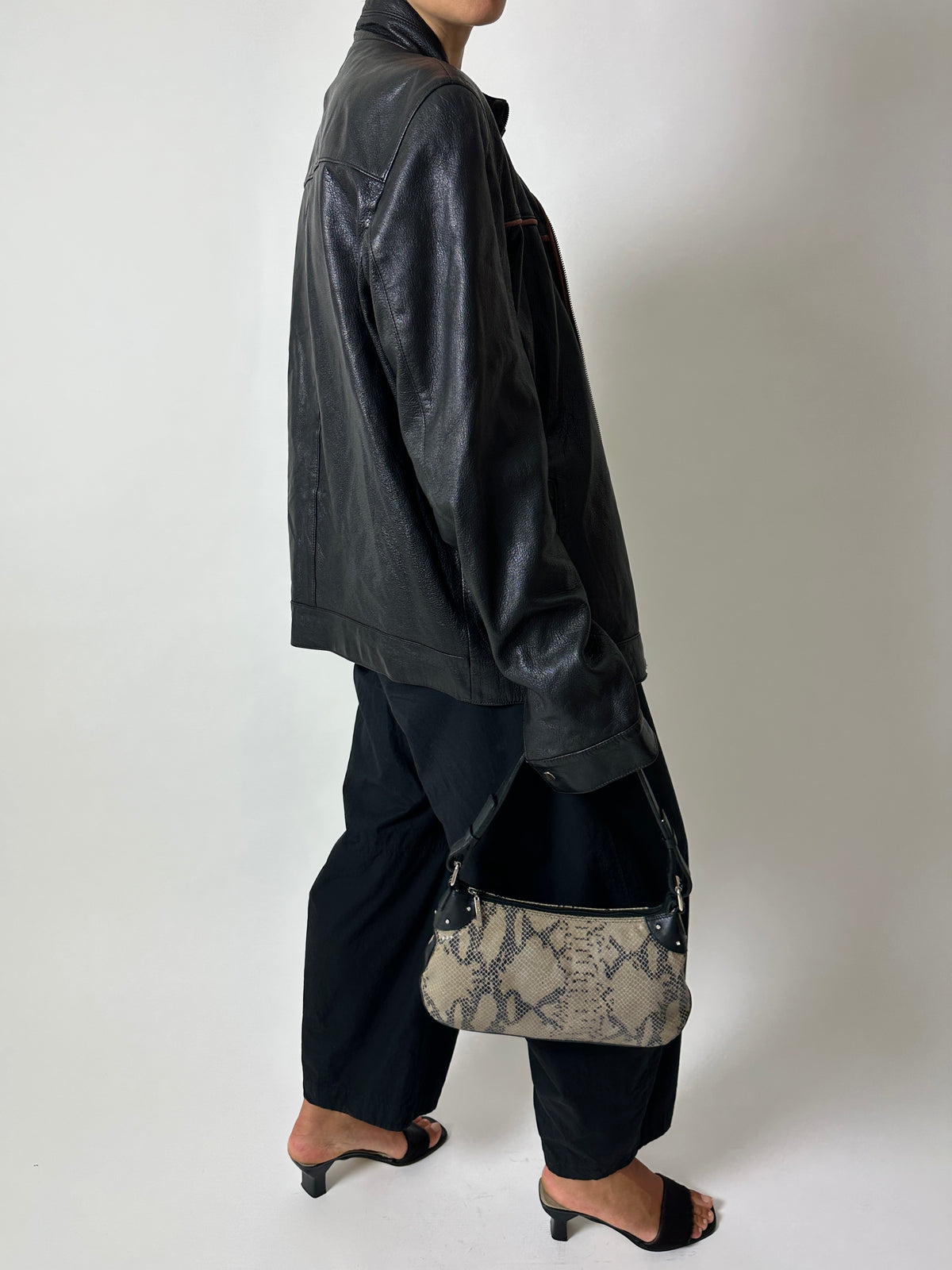 Leather zip coat | Black