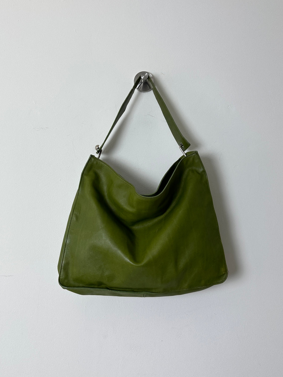Leather shoulder bag | Green