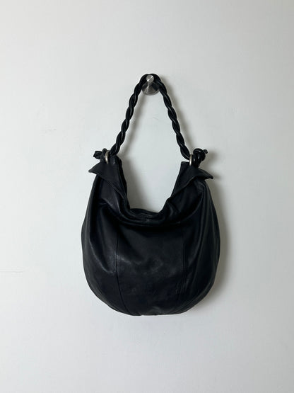 Leather shoulder bag | Black