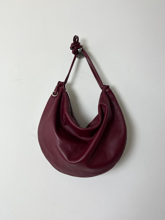 Leather shoulder / crossbody bag | Bordeaux red
