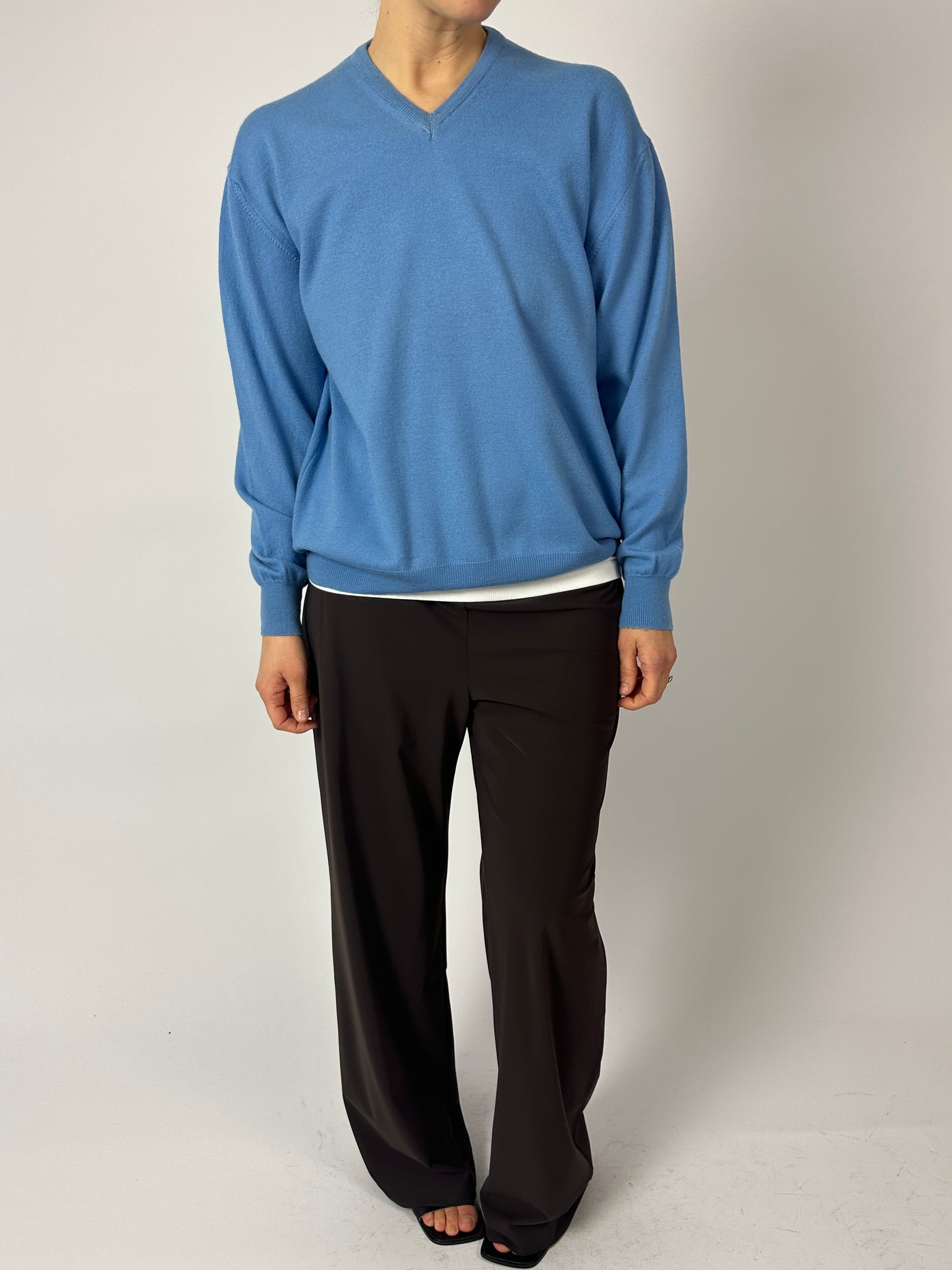 Wool blend v-neck sweater | Light Blue