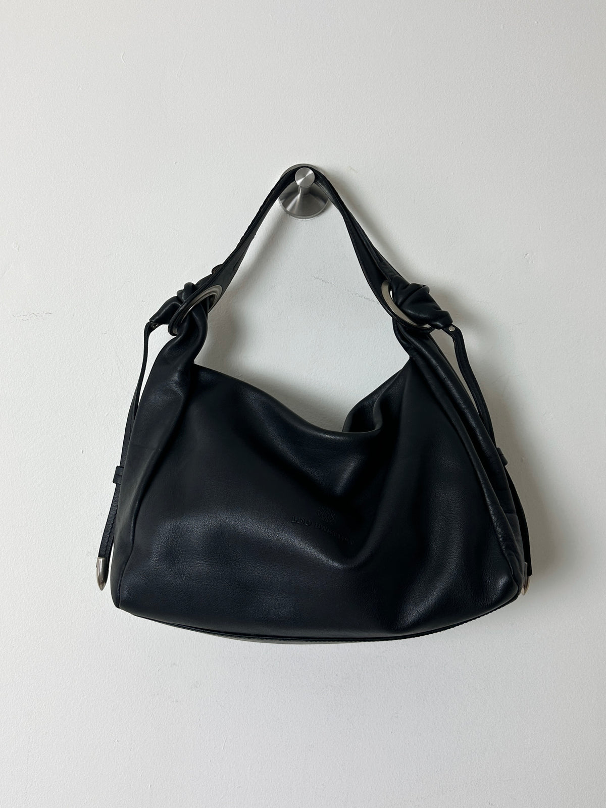Leather shoulder bag | Black