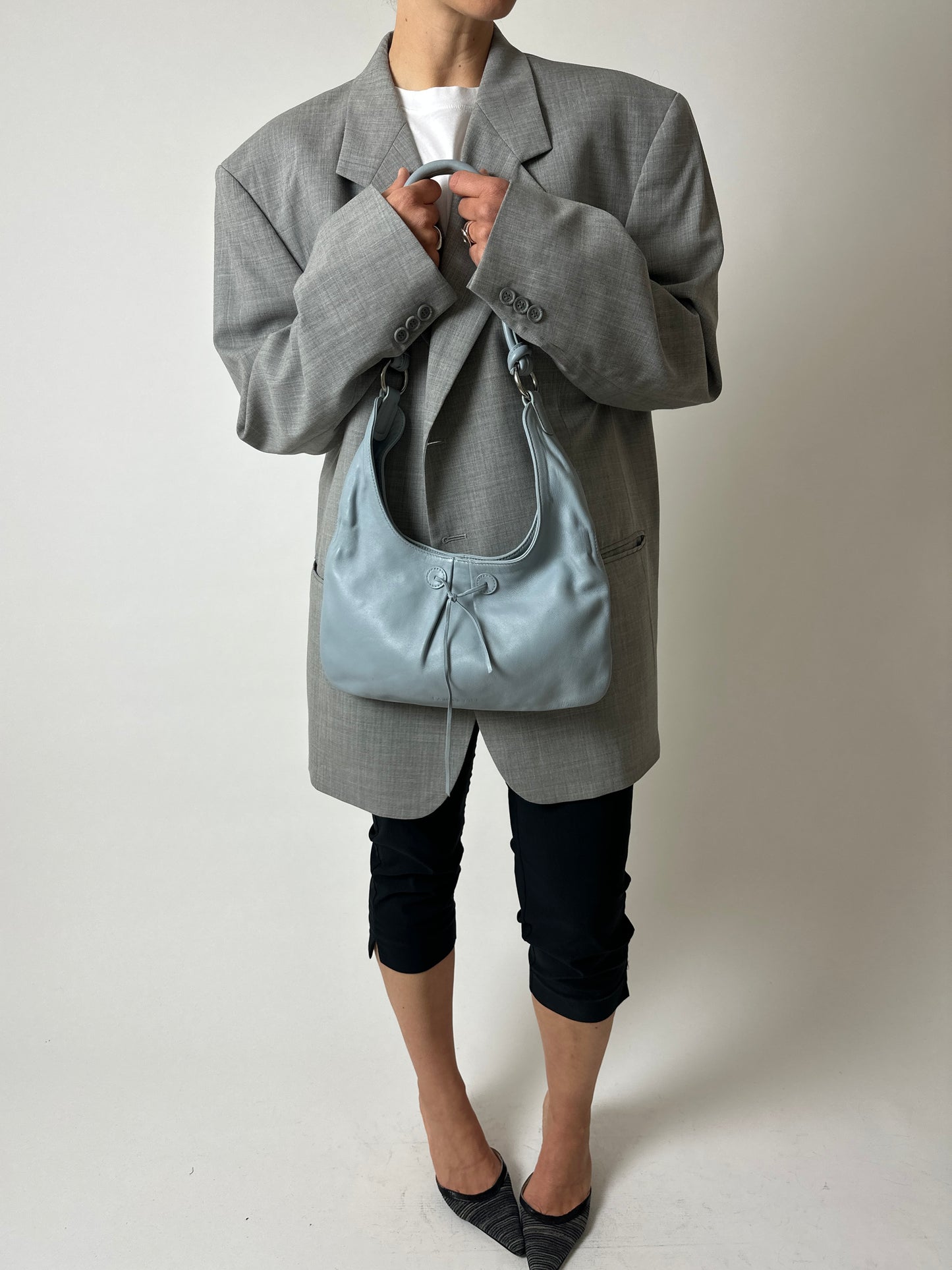 Leather shoulder bag | Ice blue