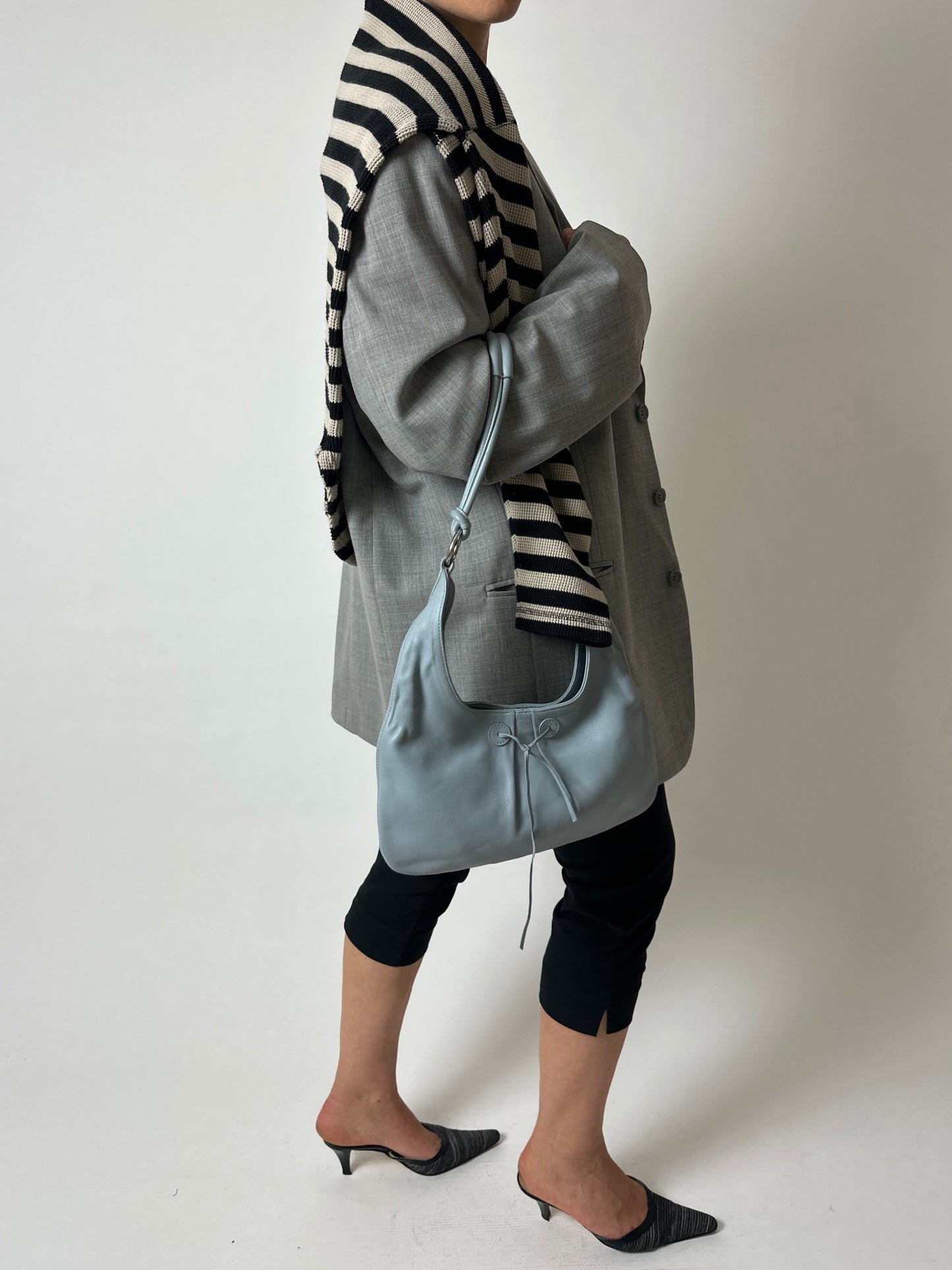 Leather shoulder bag | Ice blue