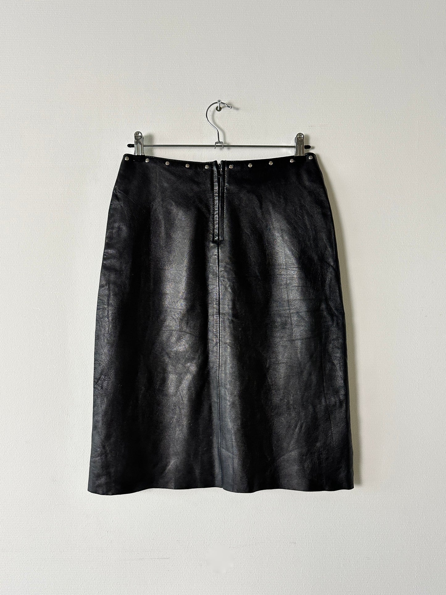 Leather midi skirt | Black