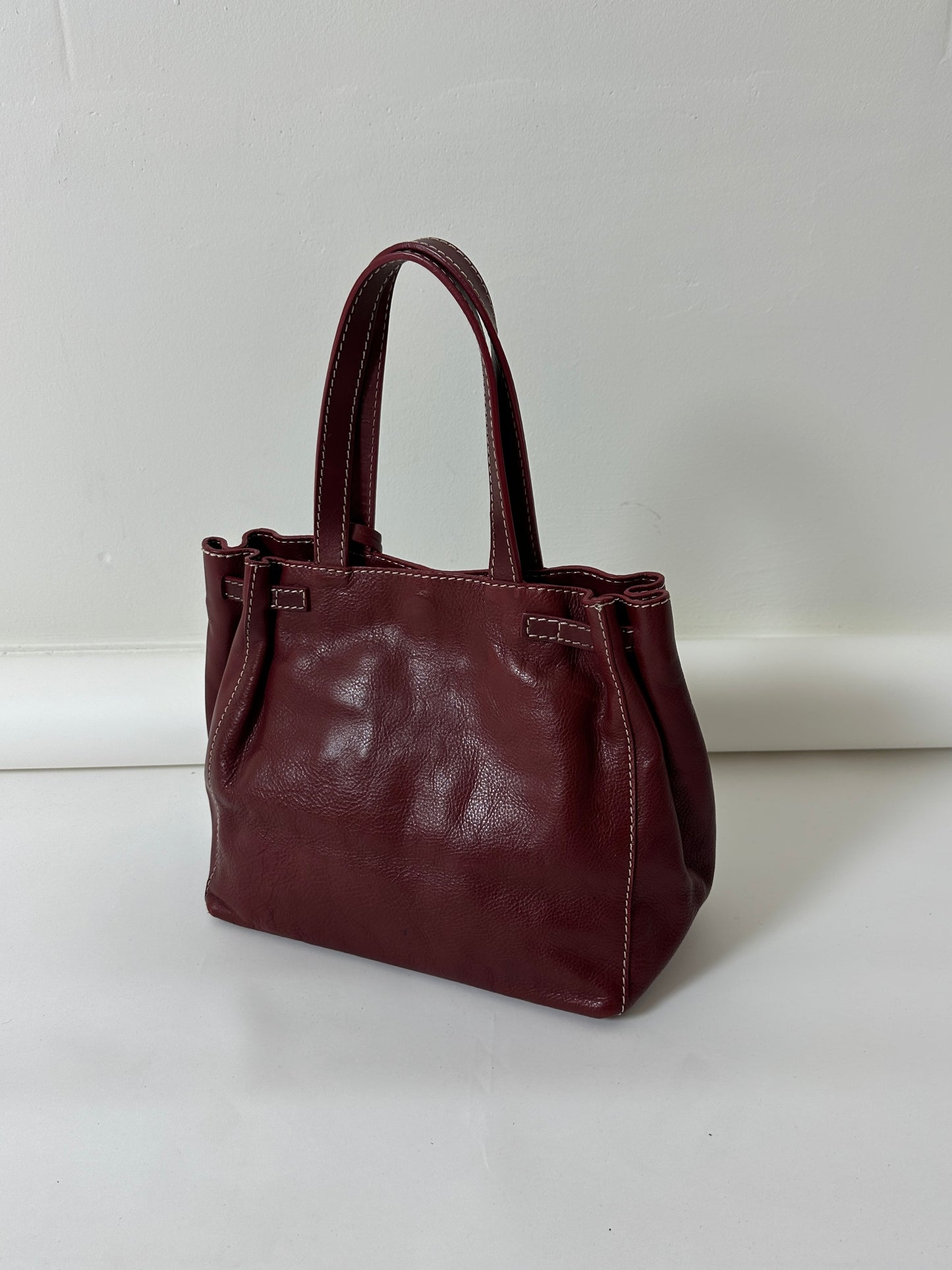 Leather shoulder bag | Bordeaux