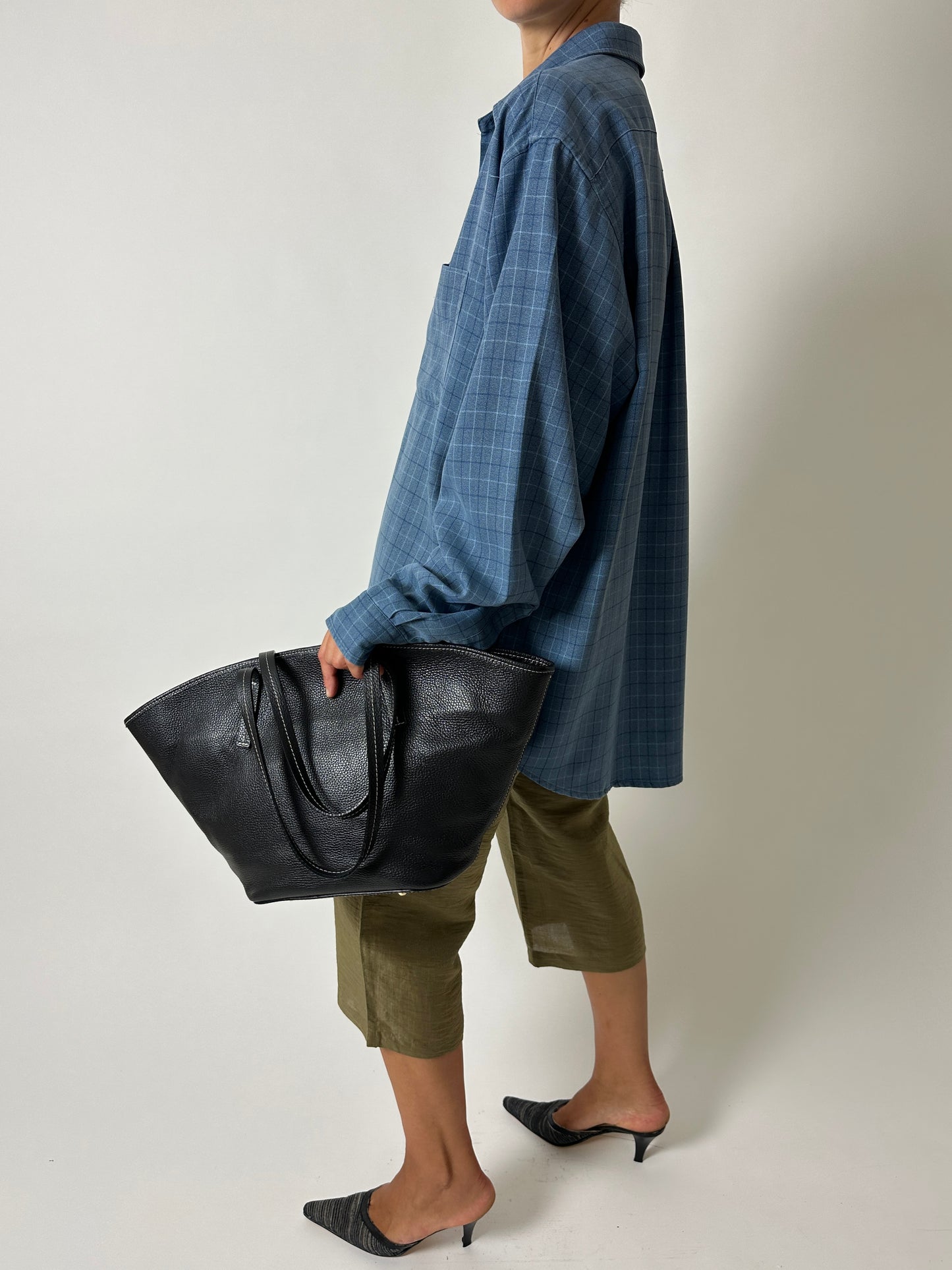 Leather shoulder bag | Black