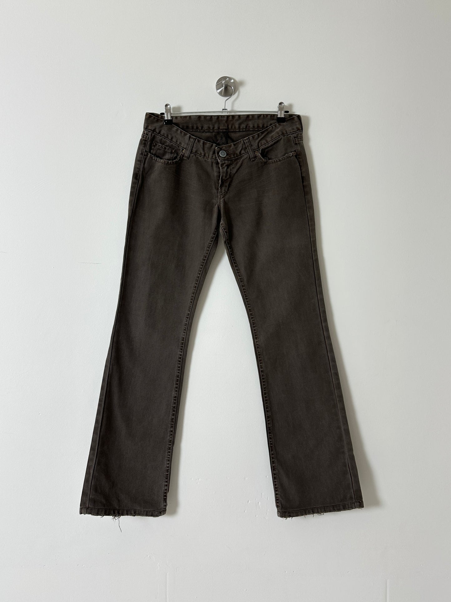 Low waist bootleg denim | Soft brown