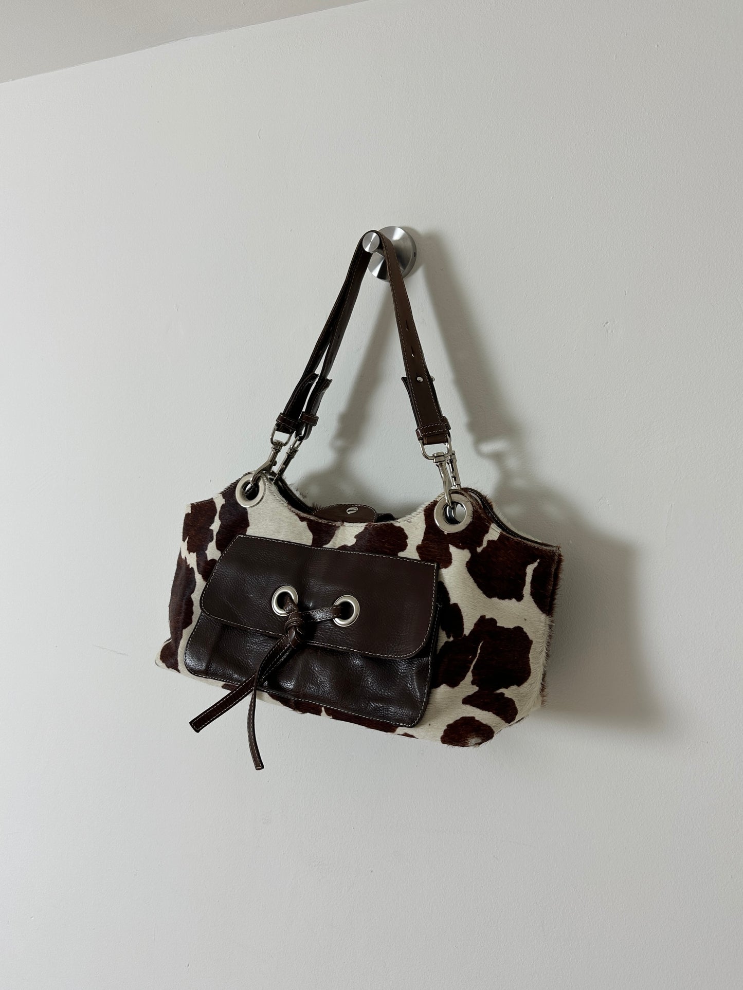 Cow leather shoulder bag | Brown