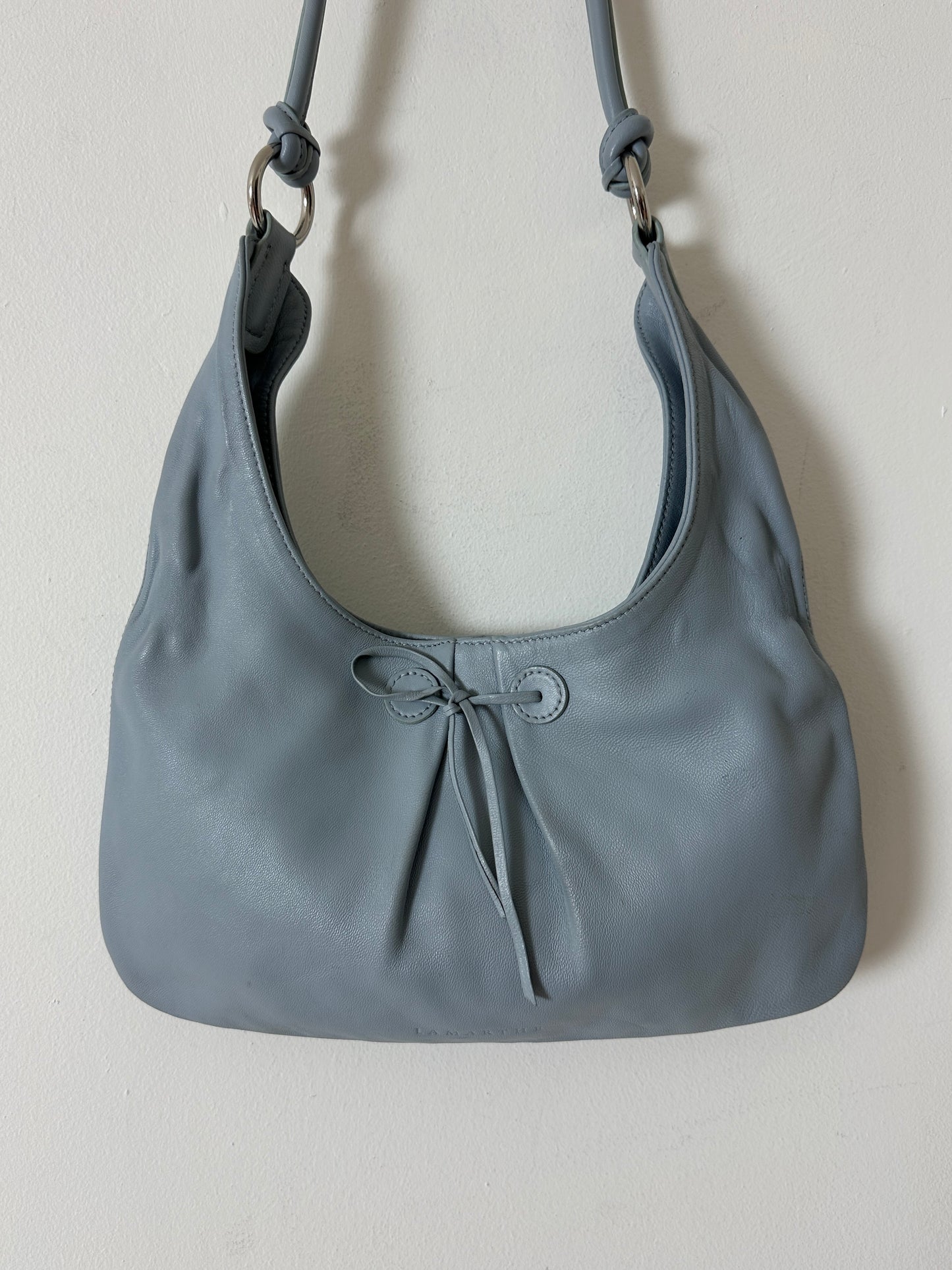 Leather shoulder bag | Ice blue