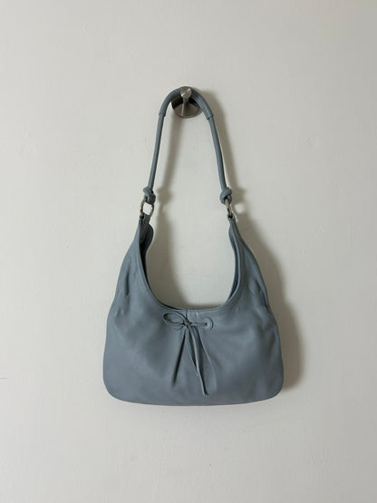 Leather shoulder bag | Ice blue