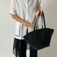 Leather shoulder bag | Black