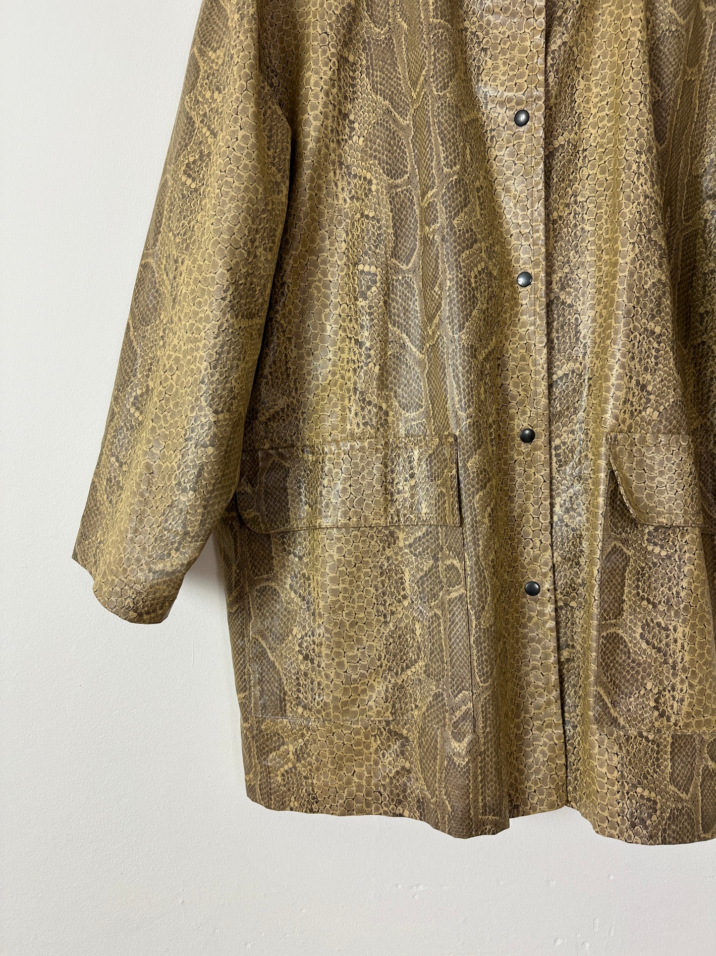 coated snake jacket | Beige