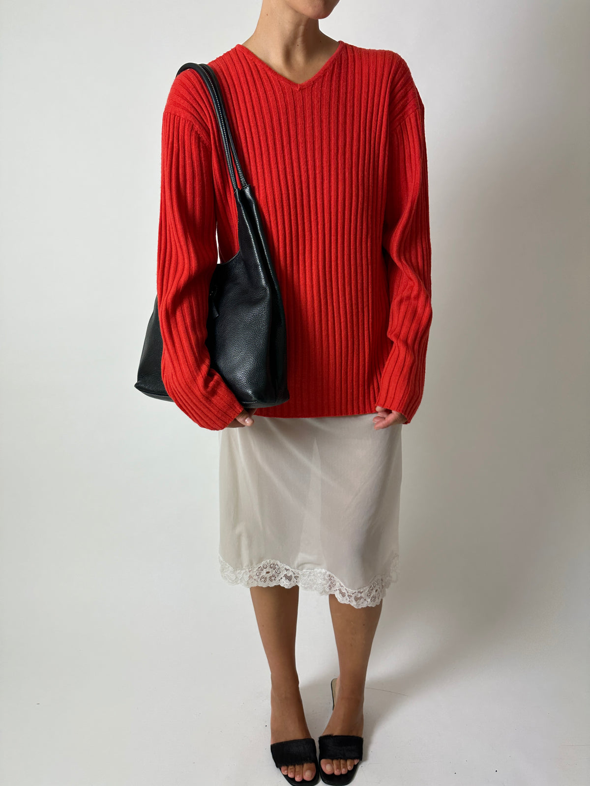 Leather triangle tote bag | Black