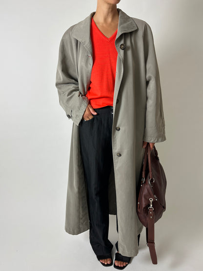 Wool v-neck sweater | Bright orange