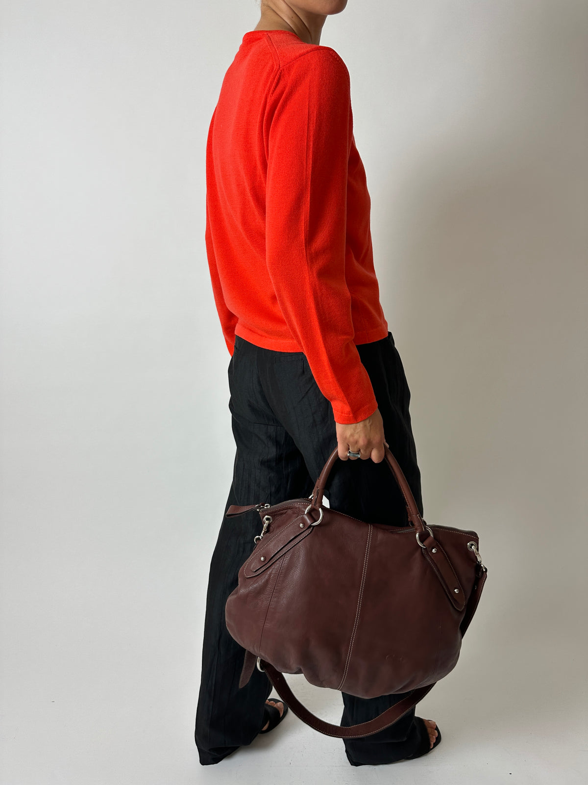 Wool v-neck sweater | Bright orange