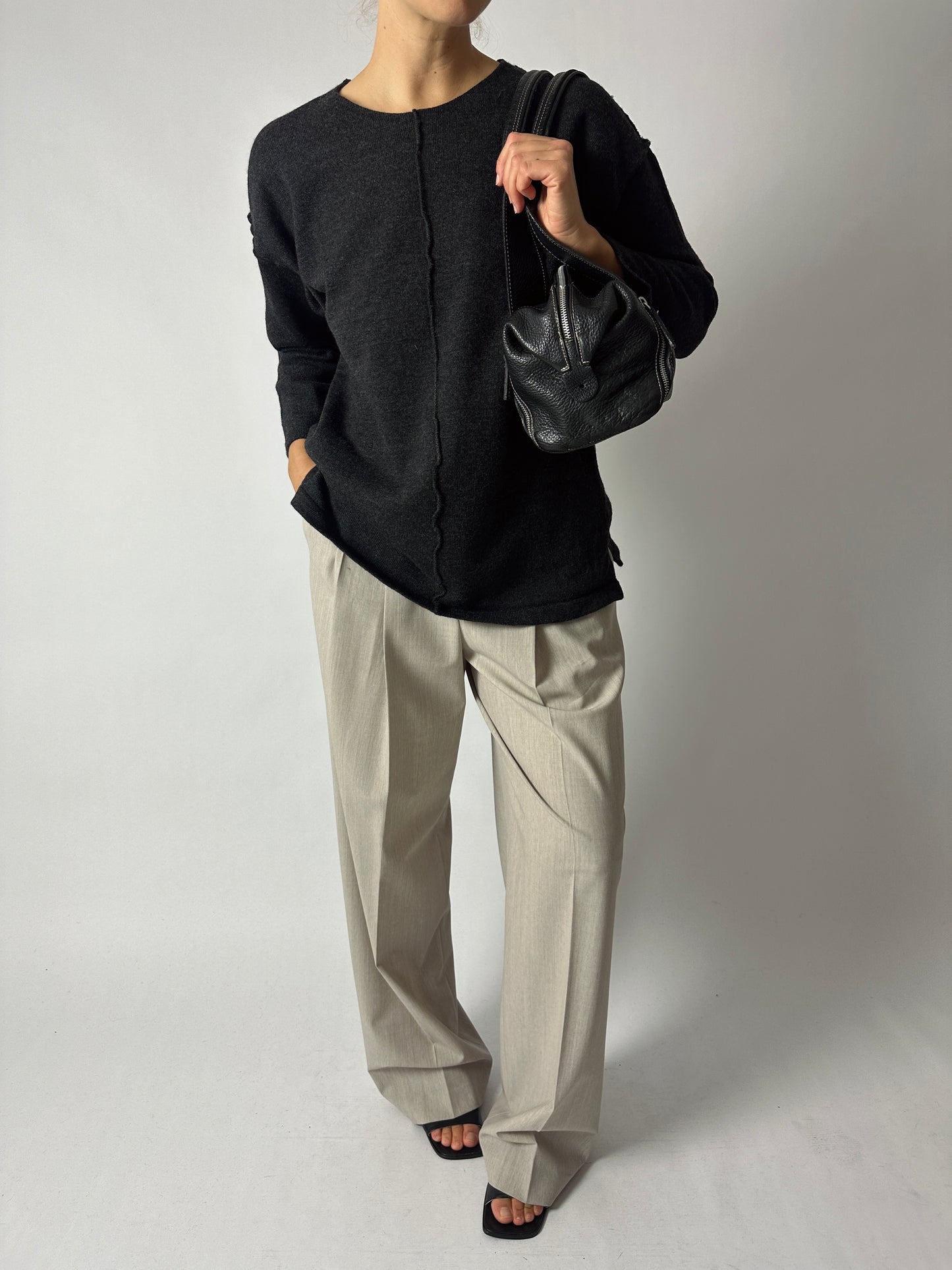 Wool jumper | Dark grey