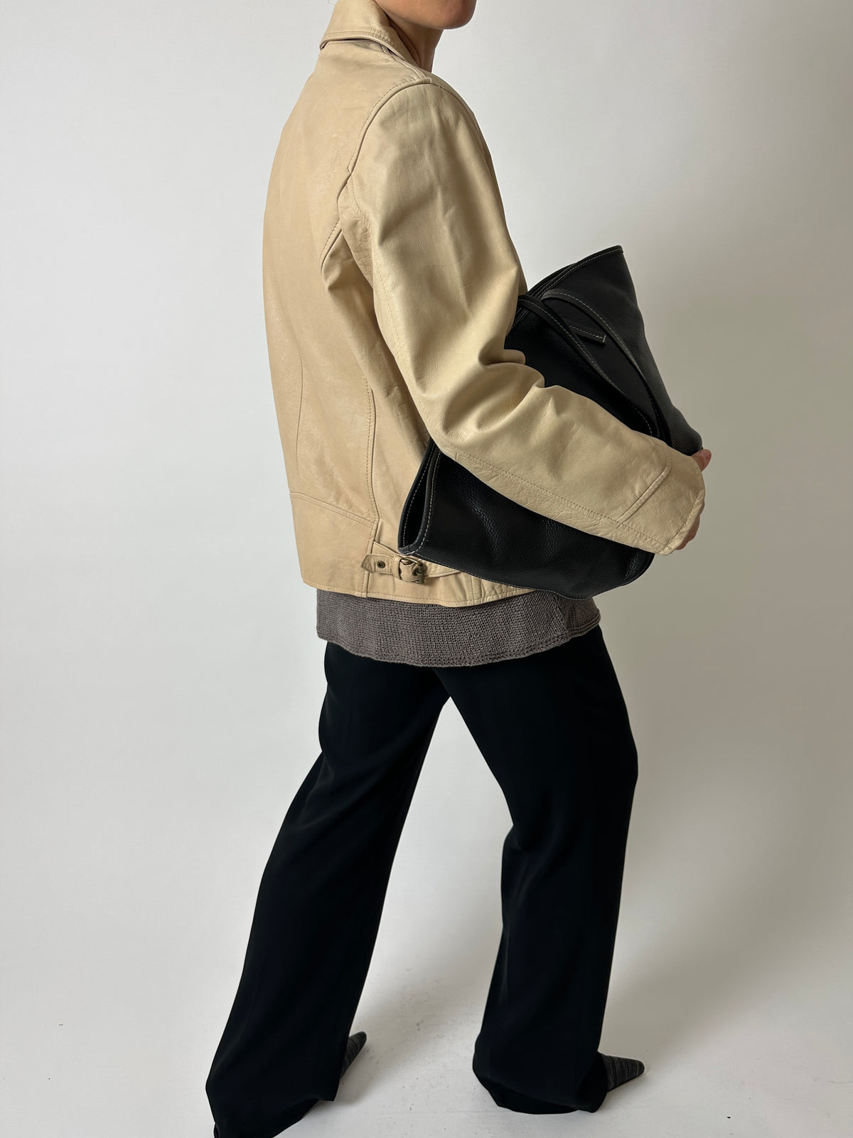 Minimalist leather jacket | Soft ecru