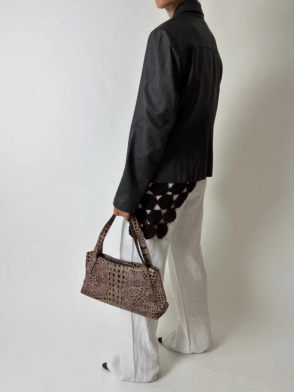 Croc embossed leather bag | Brown