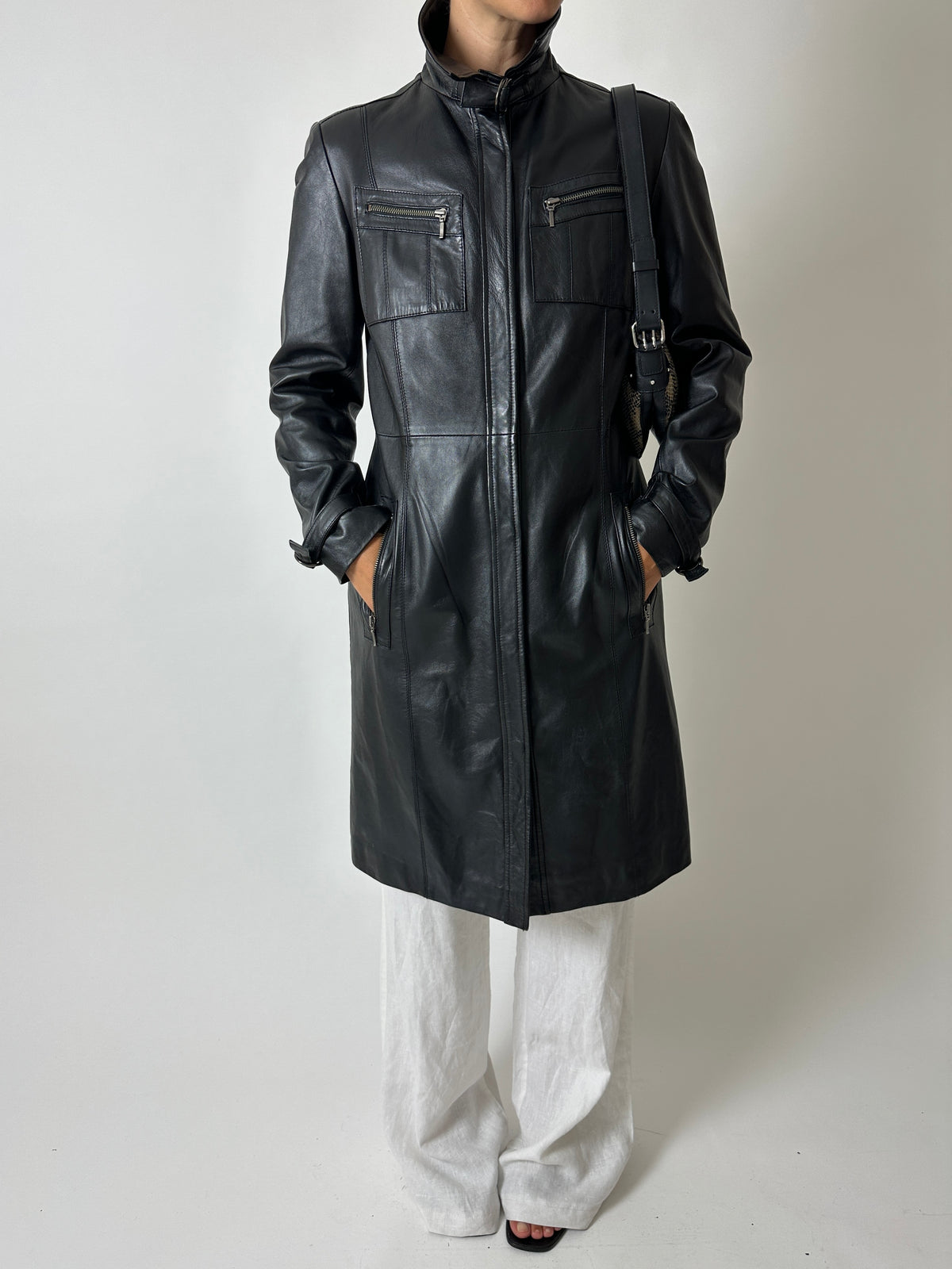 Long leather coat | Black