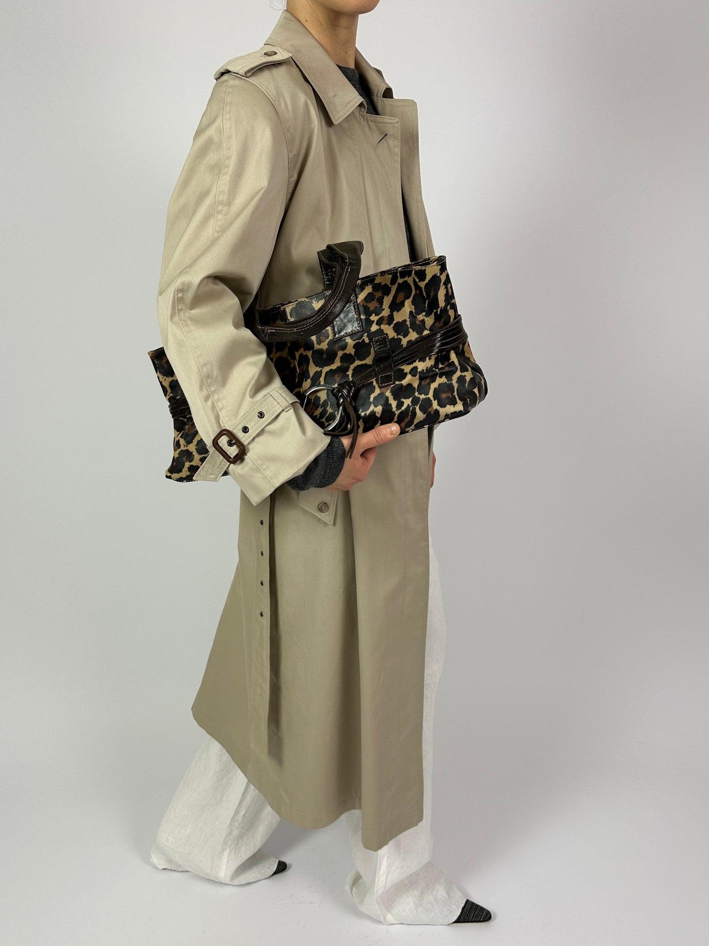 Long trench coat | Soft beige