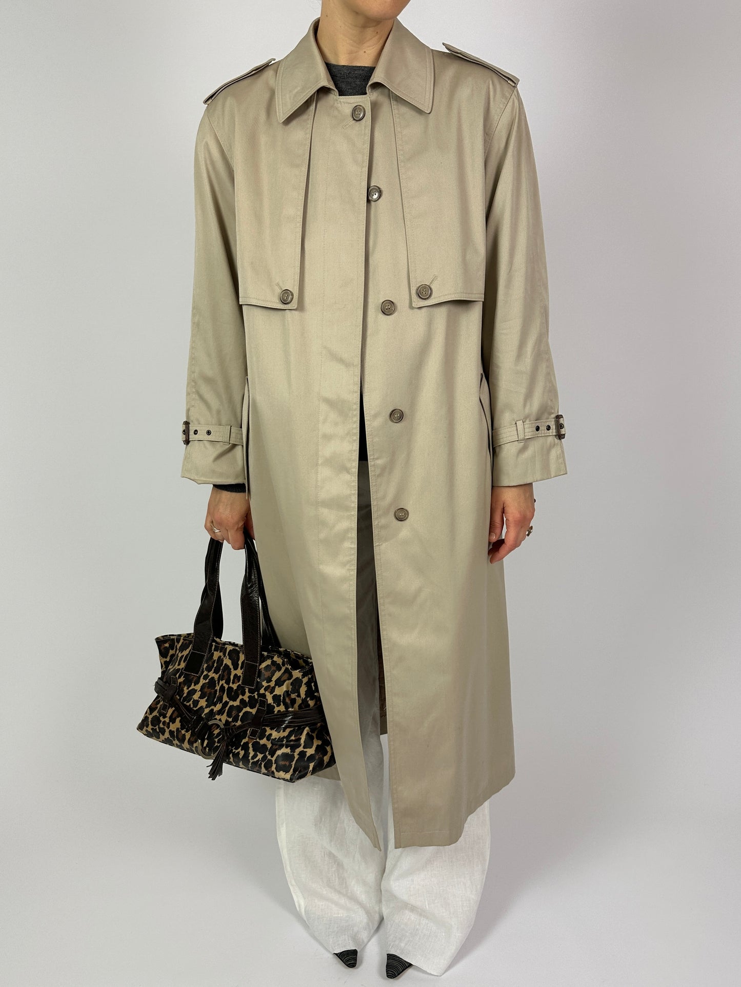 Long trench coat | Soft beige
