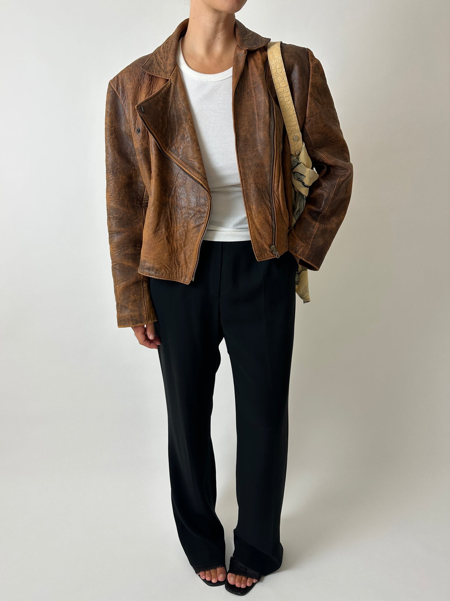 Minimal leather bike jacket | Brown