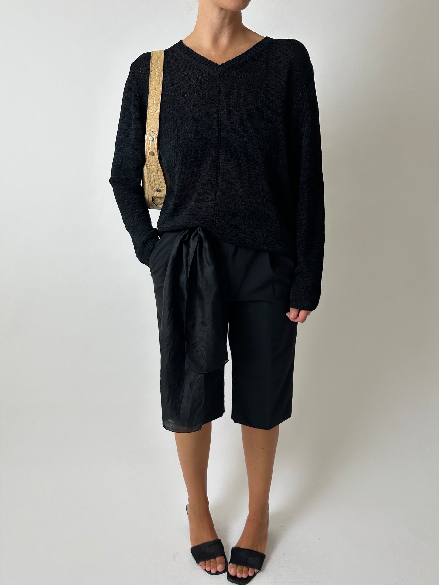 Knitted sweater | Black