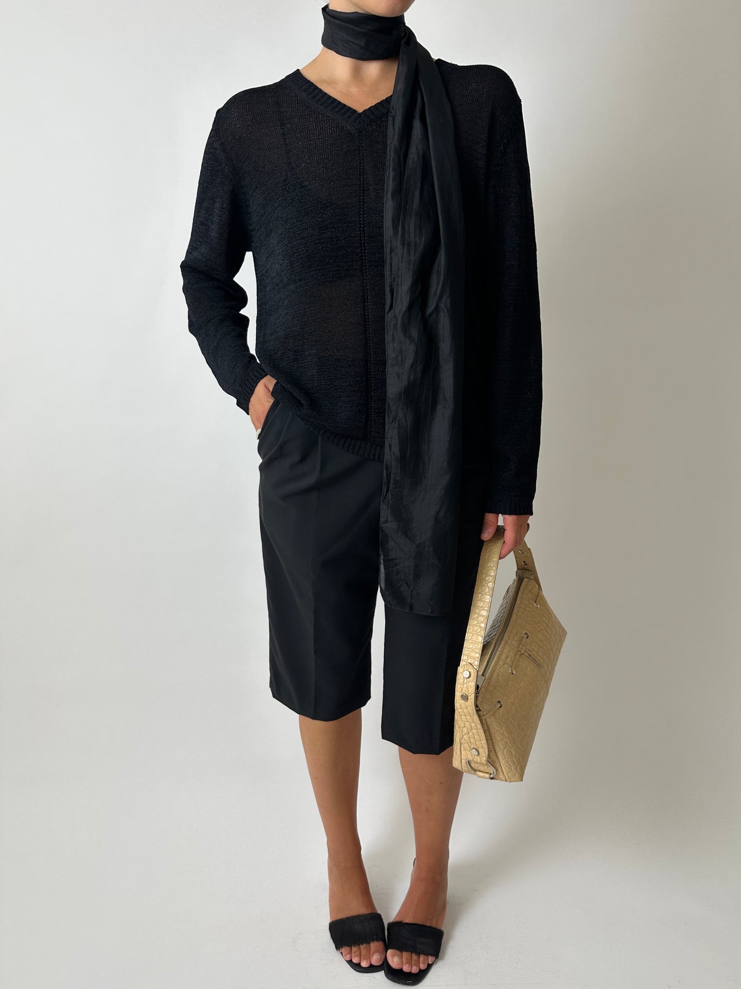 Knitted sweater | Black