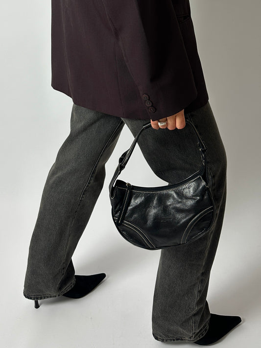 Leather shoulder bag | Black