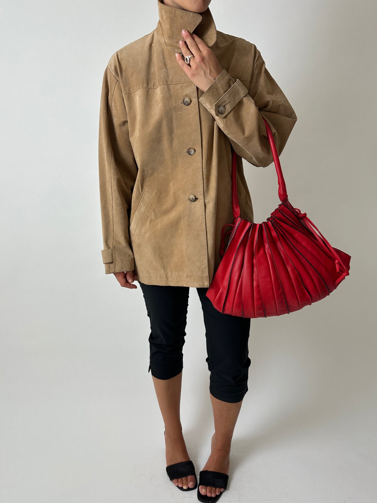 Leather pleated shoulder bag | Red