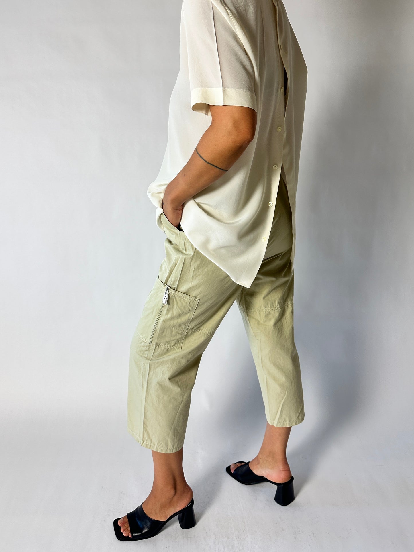 Cropped trousers | Soft beige